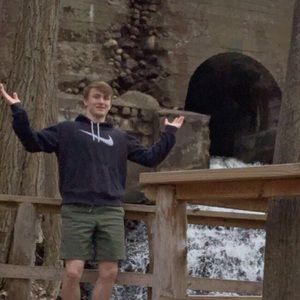 Meet your Posher, Cole